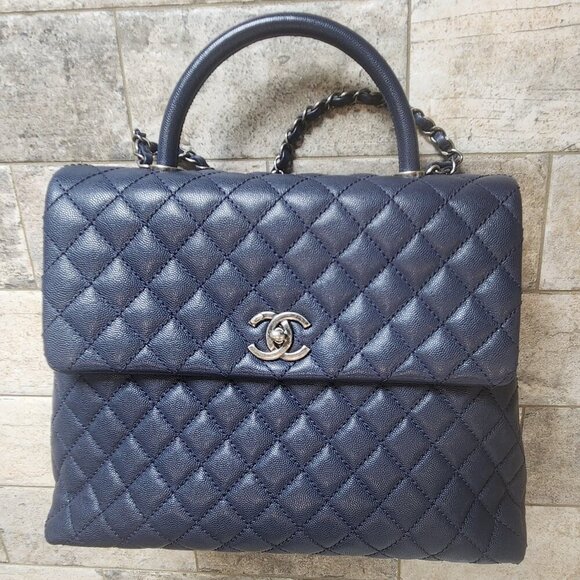 Chanel Caviar Quilted Navy Blue Flap-bag, Authentic - Picture 2 of 16